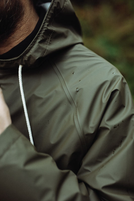 Tony — le raincoat