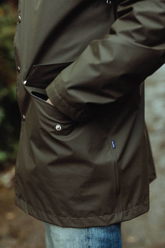 Tony — le raincoat