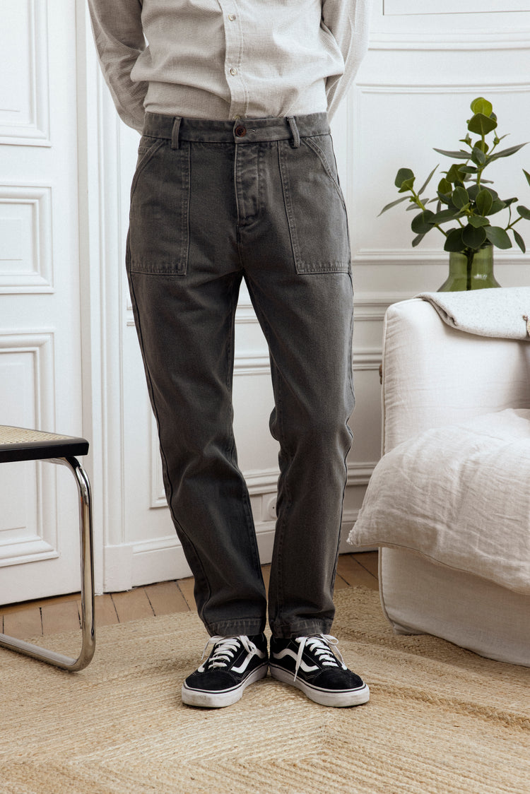 PANTALON GRIS DÉLAVÉ